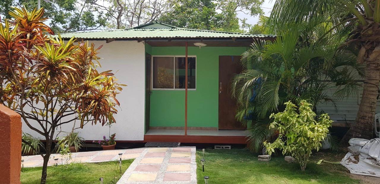 Posada Valerie Hotel Archibolds Exterior photo
